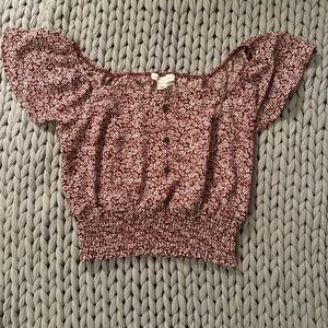 Monteau red and White shoulder Sleeve Blouse